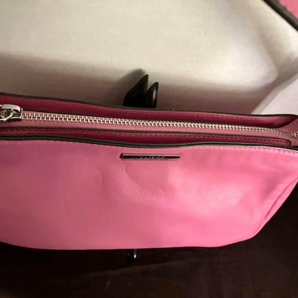 Vince Camuto Leather Crossbody BAG - Picture 6 of 12